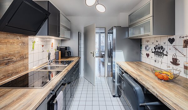 Плосък с 2 Стаи | Poing | 70373 | ...Essplatz