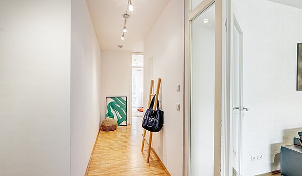 Lapos a  címen 3 Szobák | München-Neuhausen | 70489 | Diele