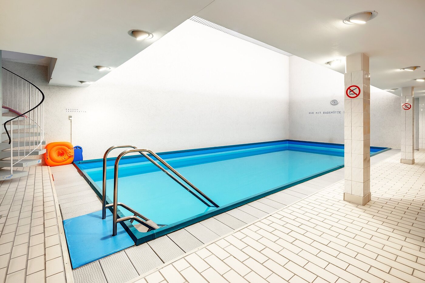 플랫 와 함께 4 객실 | Freising | 2003ML7 | Gepflegtes Schwimmbad...