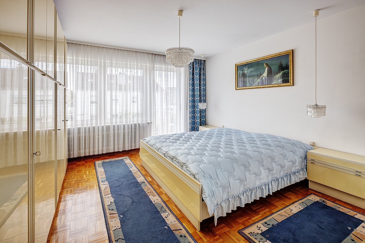 Rodinný dům s 6 Pokoje | Unterschleißheim | 2209ML7 | Schlafzimmer mit...