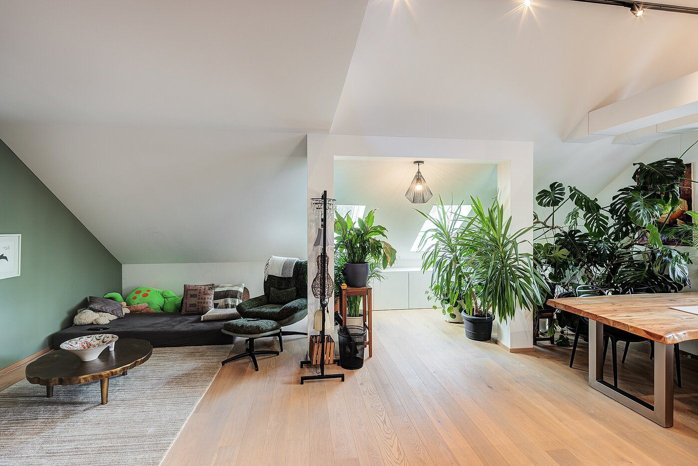 Sarok sorház a  címen 6 Szobák | München-Trudering | 70191 | ...viel Platz