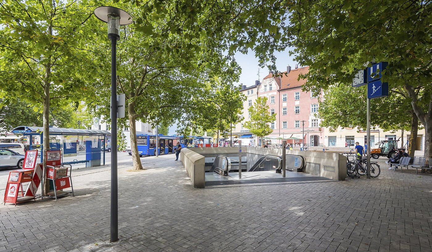 Flad med 1 Værelse | München-Sendling-Westpark | 2008ML1 | U-Bahnstation Harras