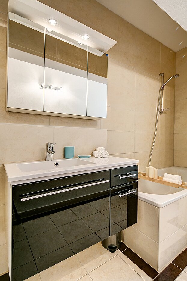 Plat cu 4 Camere | München-Maxvorstadt | 2011ML2 | ...Waschtisch und...