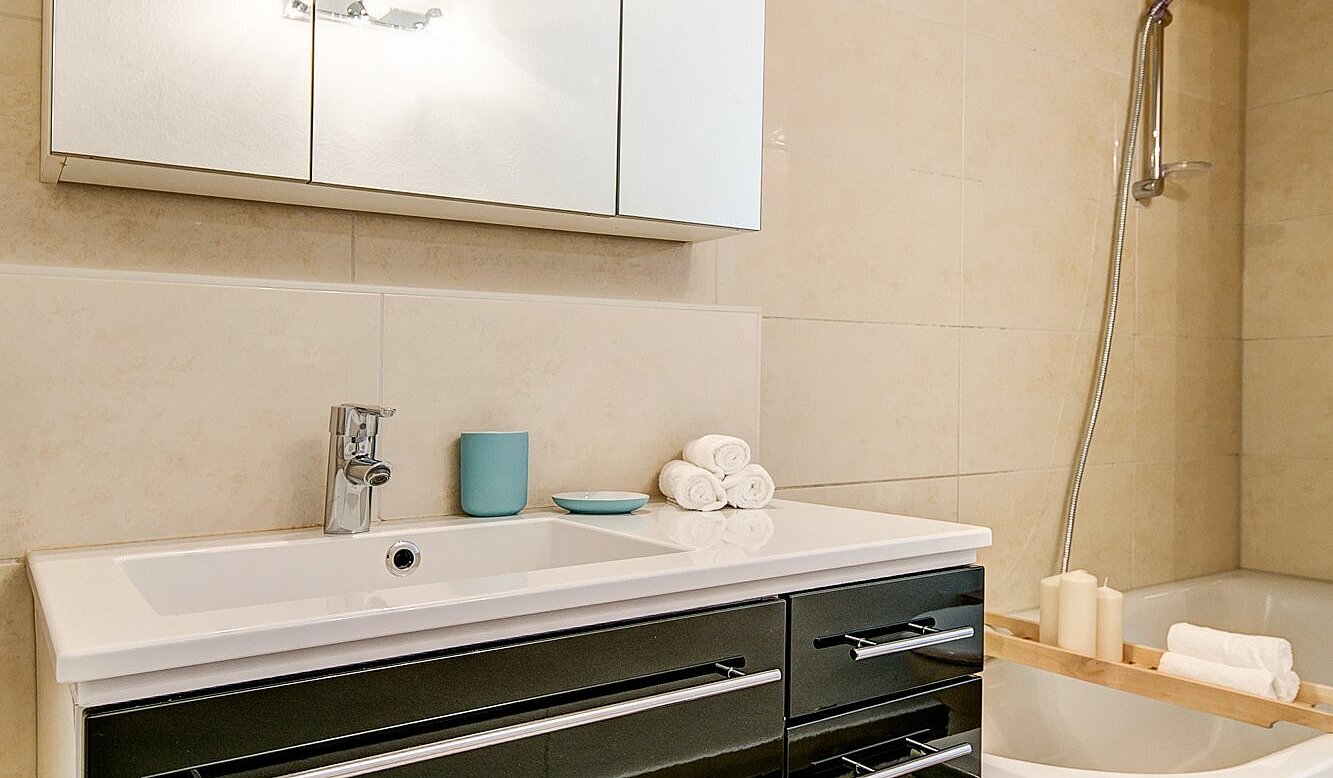 Plat cu 4 Camere | München-Maxvorstadt | 2011ML2 | ...Waschtisch und...