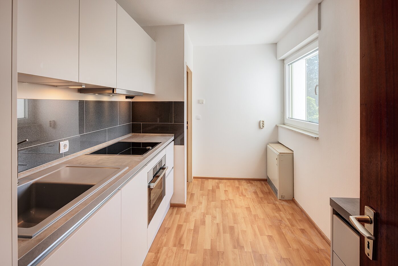 Плосък с 2 Стаи | München-Hadern | 704101 | Küche mit Fenster...