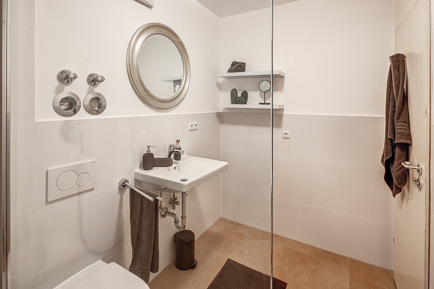 apartamento em prédio com 2 Zimmern | München-Schwabing | 2109ML3 | ...Platz für die Waschmaschine