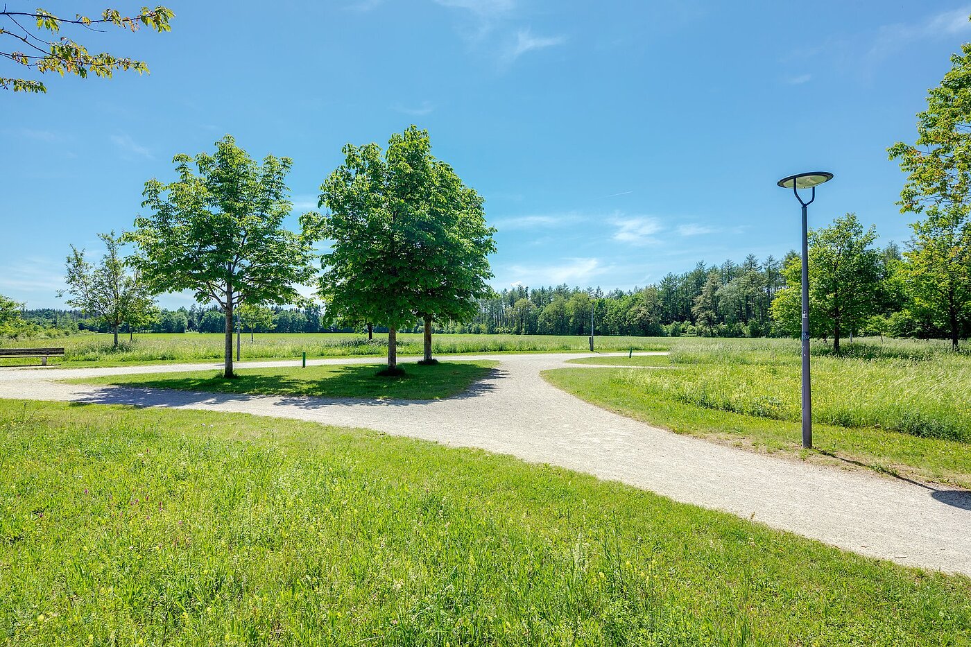 Ravna stran s spletno stranjo . 2 Sobe | München-Trudering | 1907ML1 | Erholungsgebiet