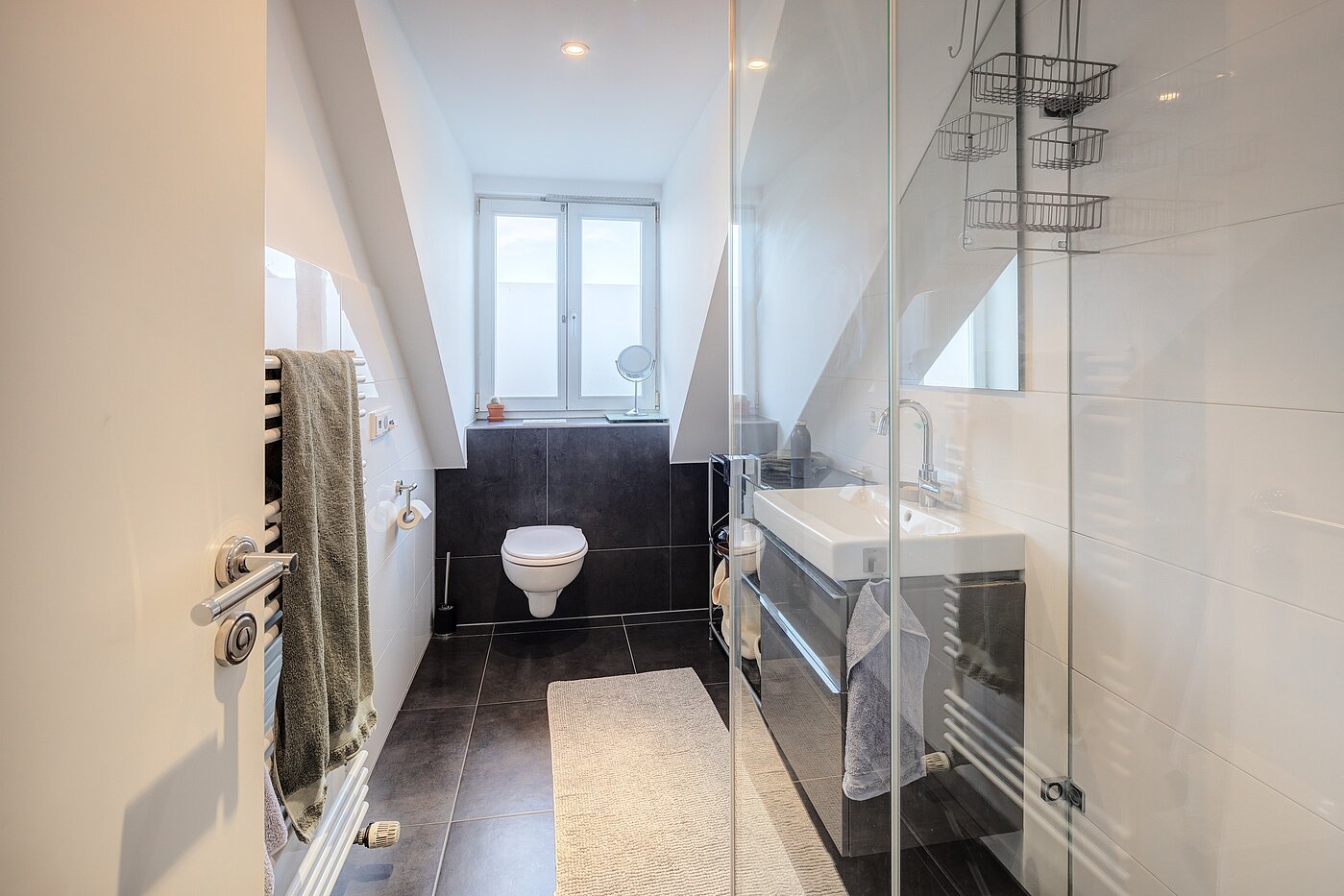 Düz ile 5 Odalar | München-Neuhausen | 70140 | Separates Duschbad