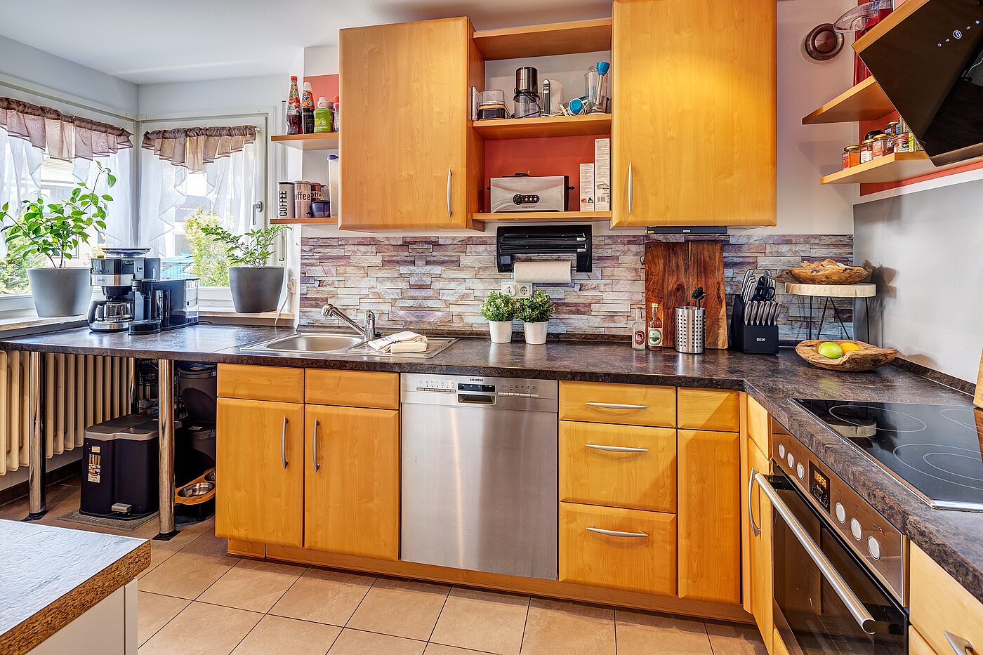 Rohový řadový dům s 6 Pokoje | Germering | 70033 | Eigentum der Mieter