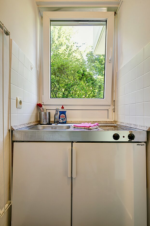 Apartment med 1 Værelse | München-Schwabing | 70257 | Küche mit Fenster...