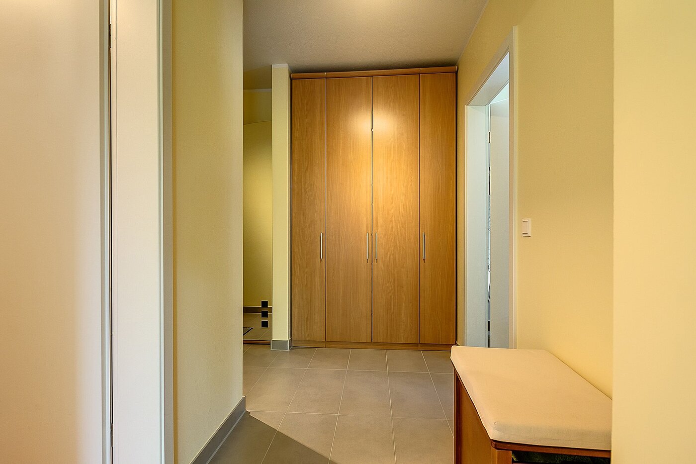 apartamento em prédio com 2 Zimmern | München-Milbertshofen | 2004ML3 | mit Einbauschrank
