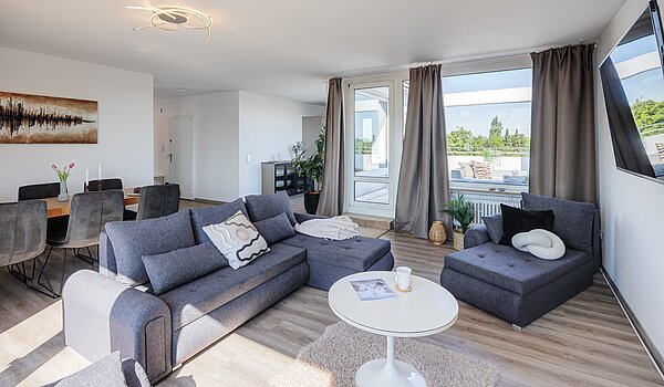 Terrassenwohnung з 3.5 Кімнати | München-Berg am Laim | 123456 | Couch
