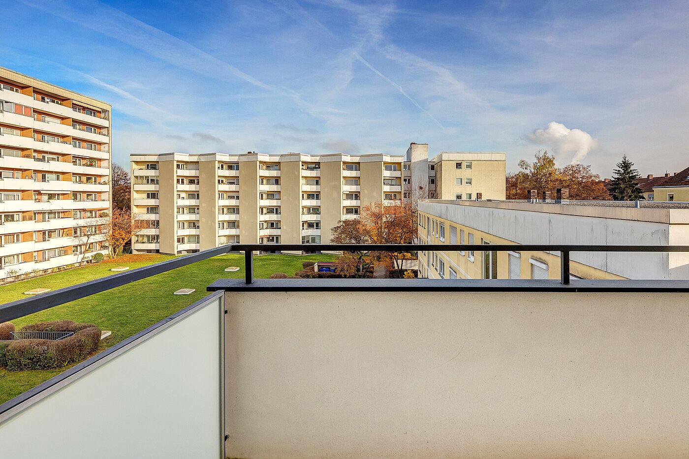 Lapos a  címen 2 Szobák | München-Freimann | 70158 | Aussicht vom Balkon