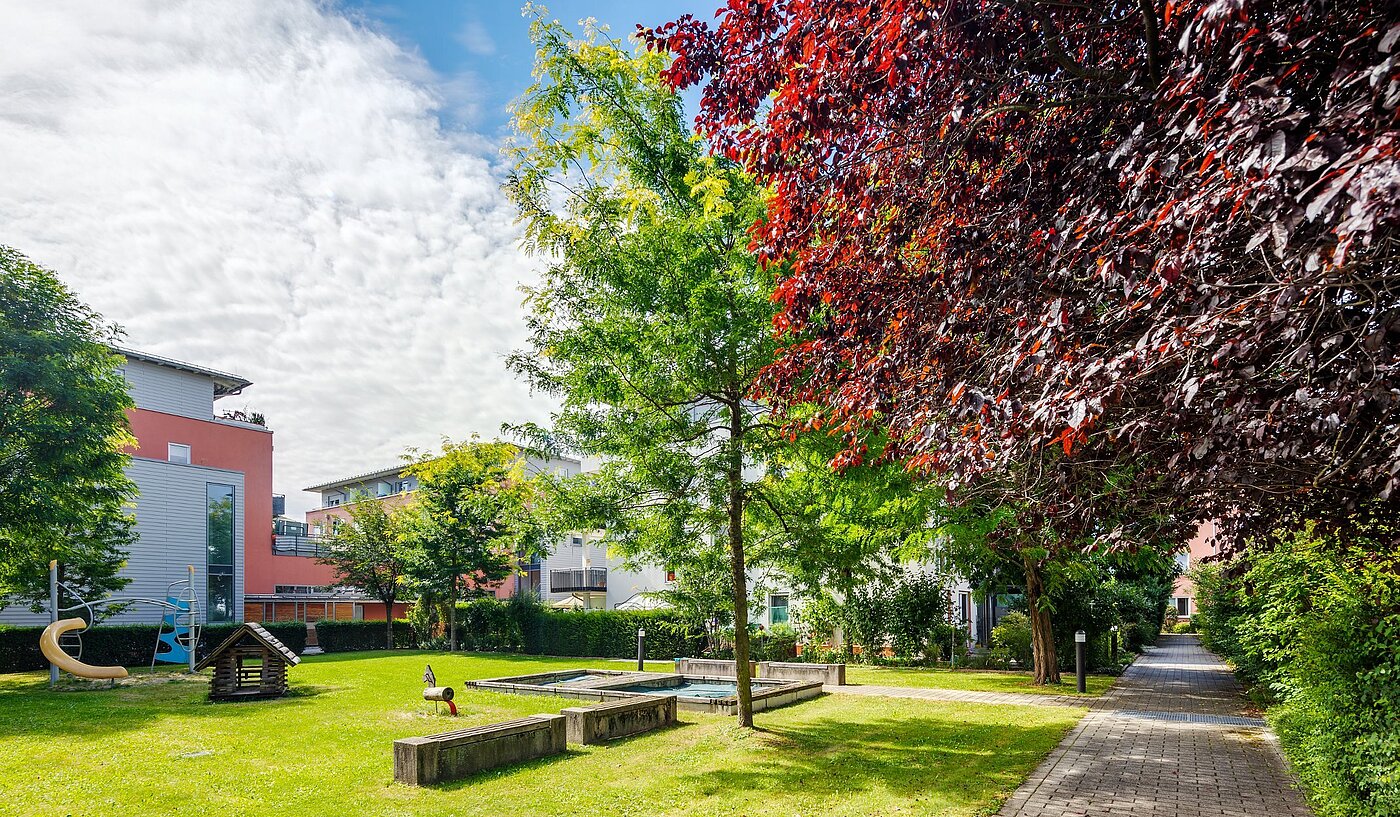 Плосък с 2 Стаи | Haar | 2007ML7 | Gepflegter Innenhof...