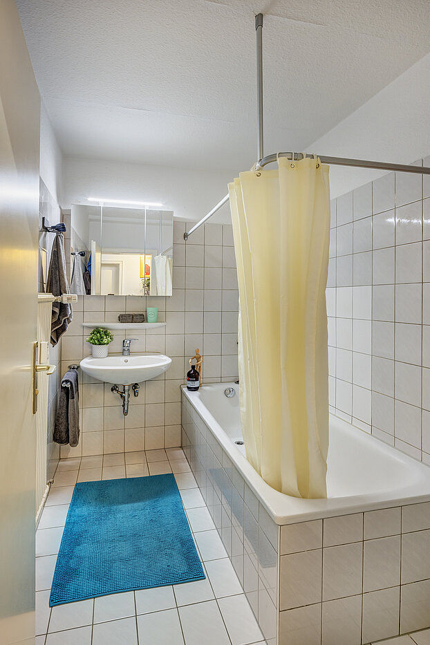 Lapos a  címen 3 Szobák | München-Trudering | 70443 | Badezimmer