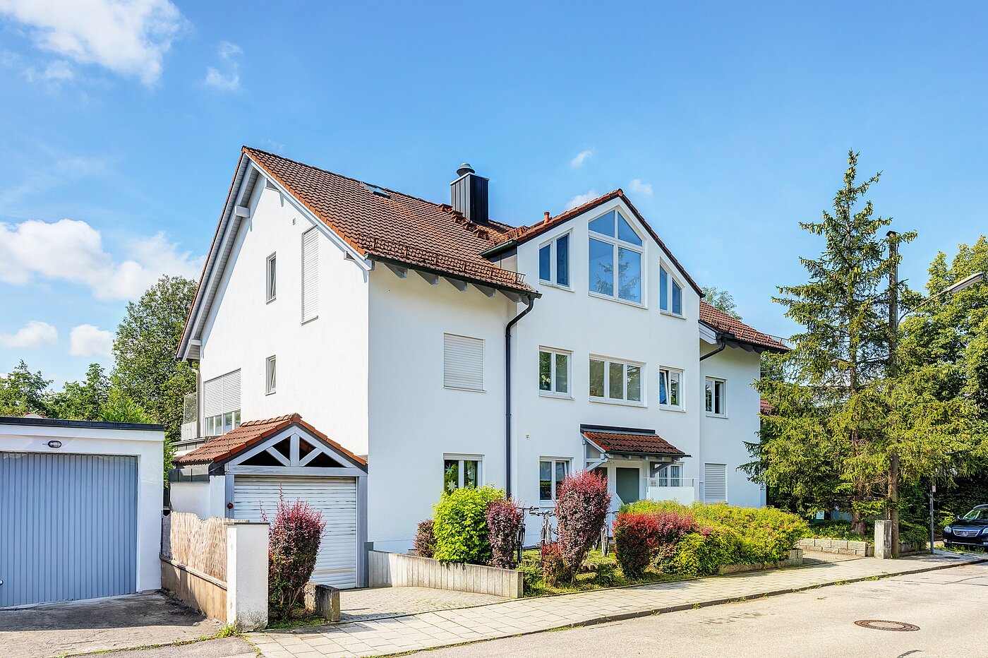 Ploché s 2 Izby | Neubiberg | 70129 | Gepflegtes Objekt