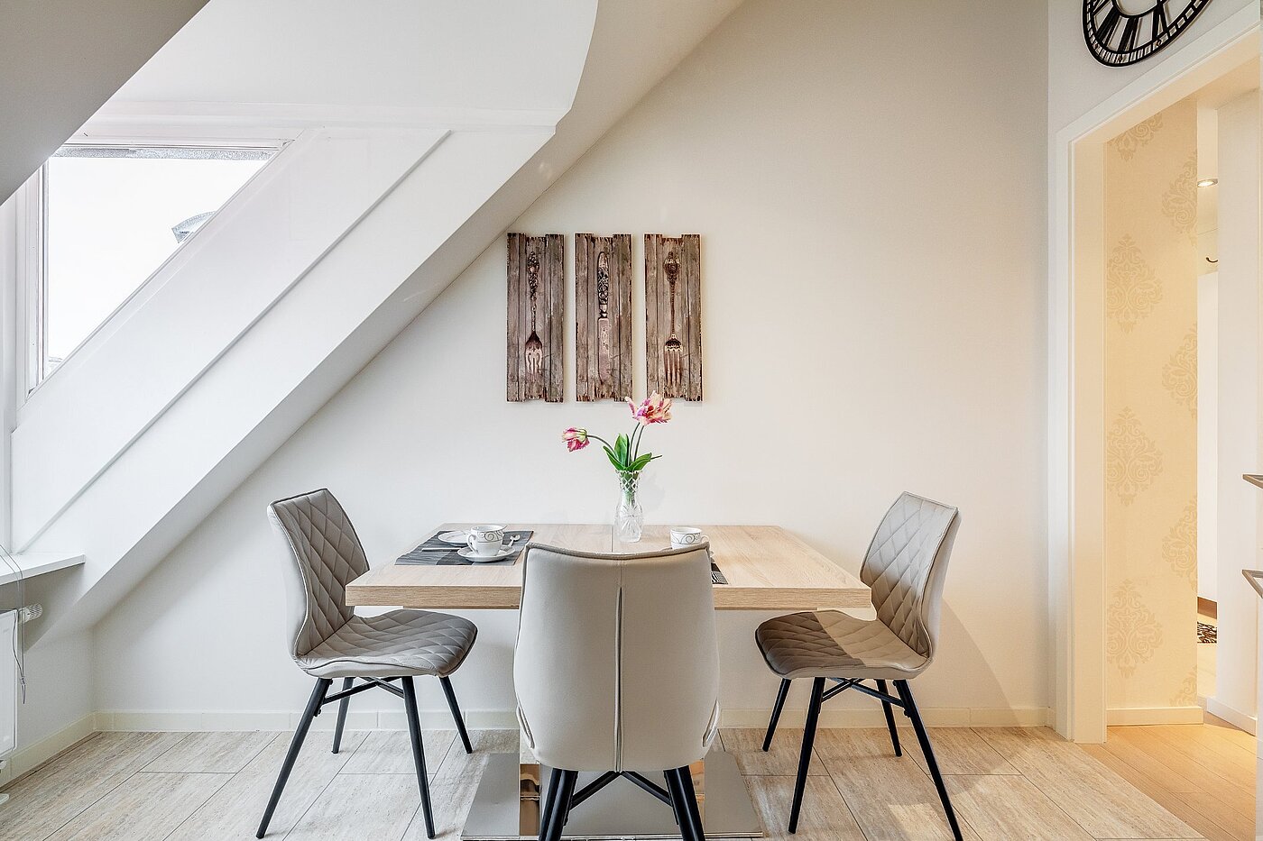 Düz ile 2.5 Odalar | München-Moosach | 2012ML4 | Gemütliche Essecke