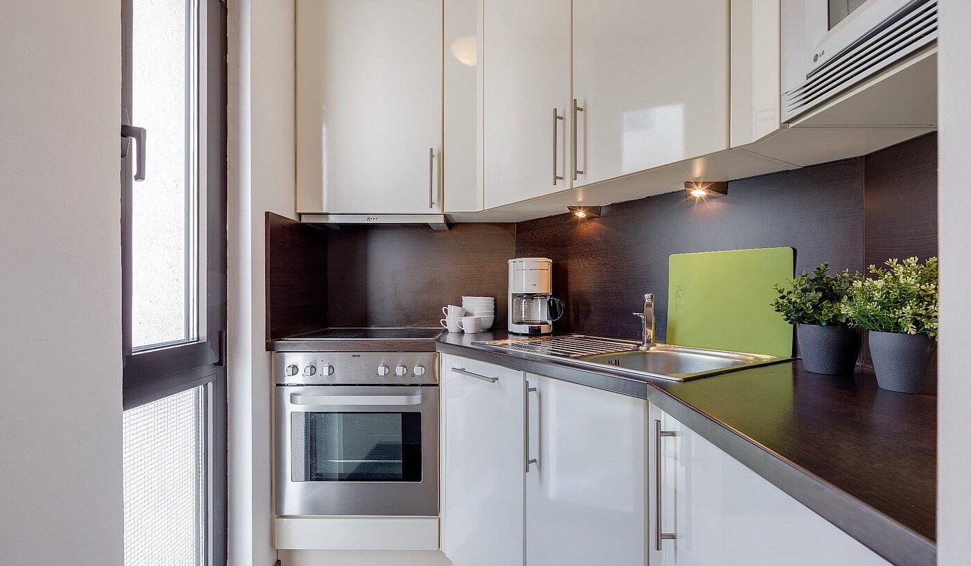 Plat met 2 Kamers | München-Isarvorstadt | 1804ML1 | Moderne Küchenzeile