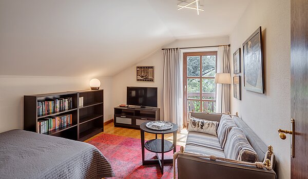 Samostojna hiša s spletno stranjo . 4 Sobe | Neubiberg | 70429 | ...