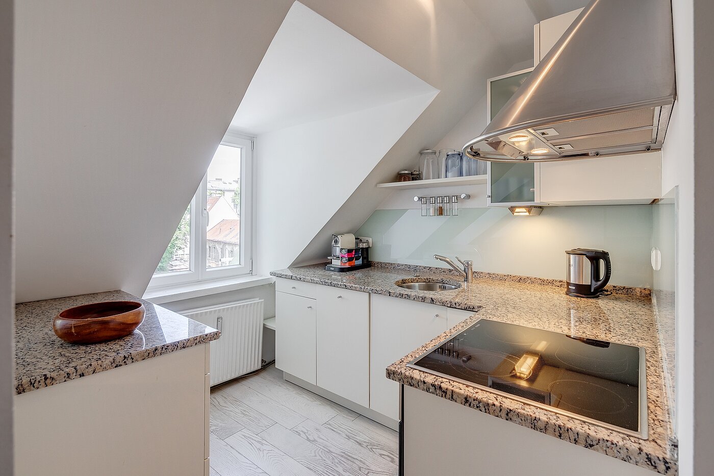 Плоский з 2 Кімнати | München-Isarvorstadt | 70089 | Offene Einbauküche