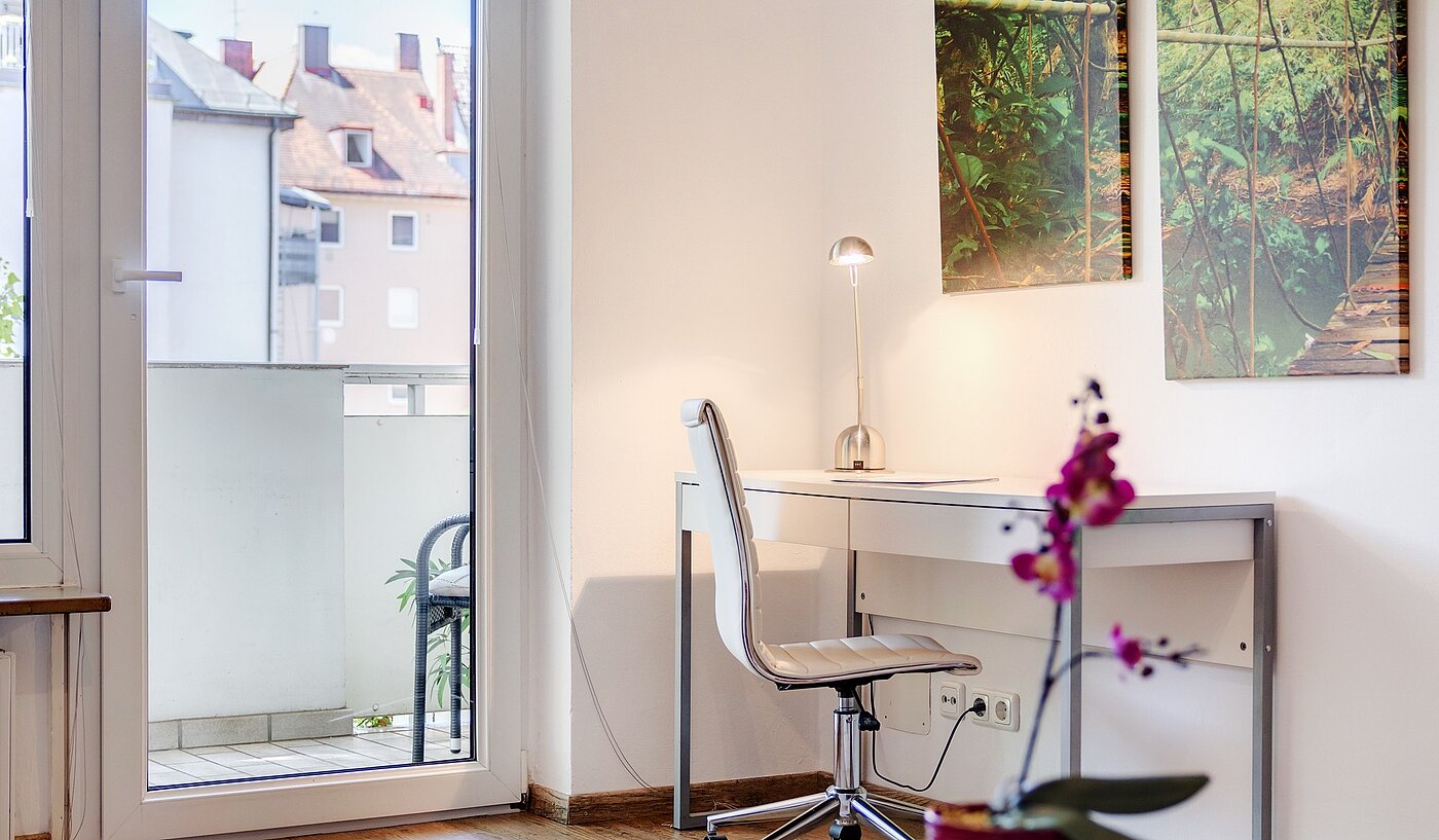 Plat cu 2.5 Camere | München-Maxvorstadt | 702031 | Kleiner Arbeitsplatz
