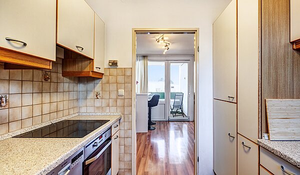 Lapos a  címen 2.5 Szobák | München-Hadern | 70393 | ...komplett ausgestattet