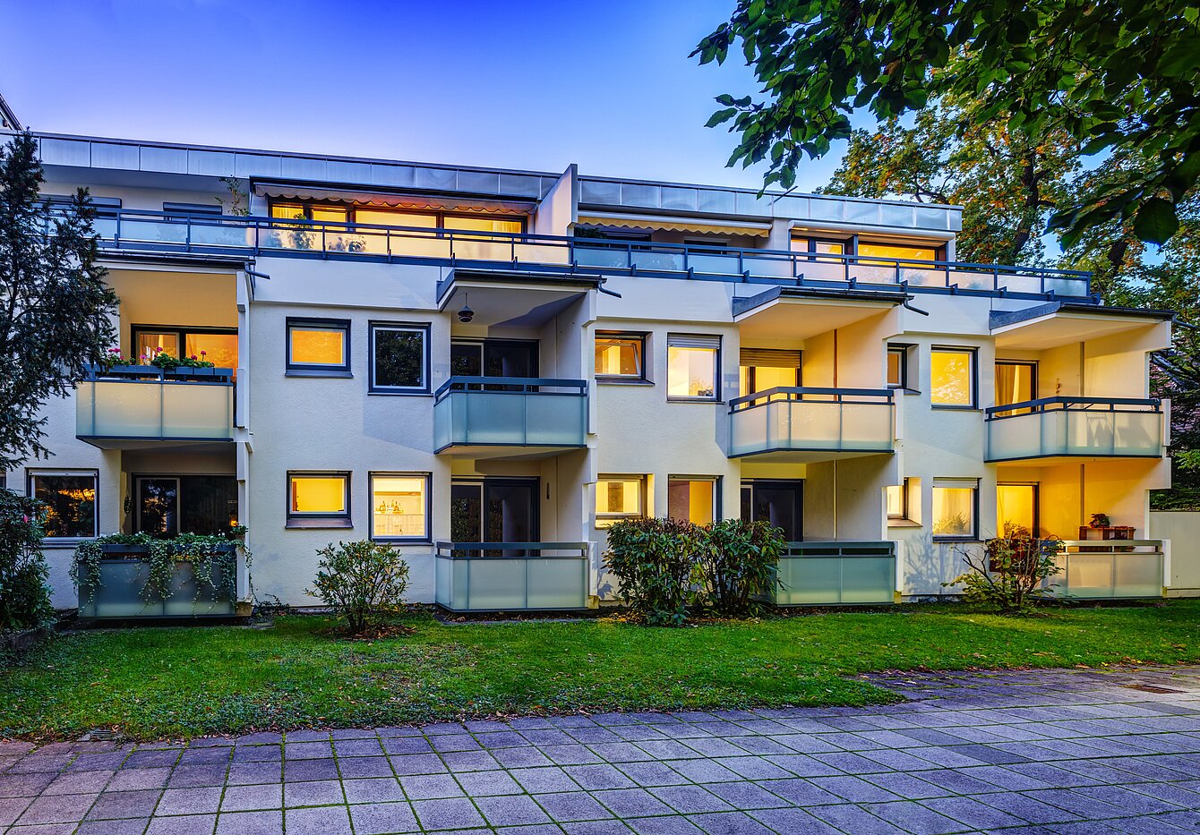 Plat met 1.5 Kamers | München-Sendling-Westpark | 2207ML4 | Blaue_Stunde