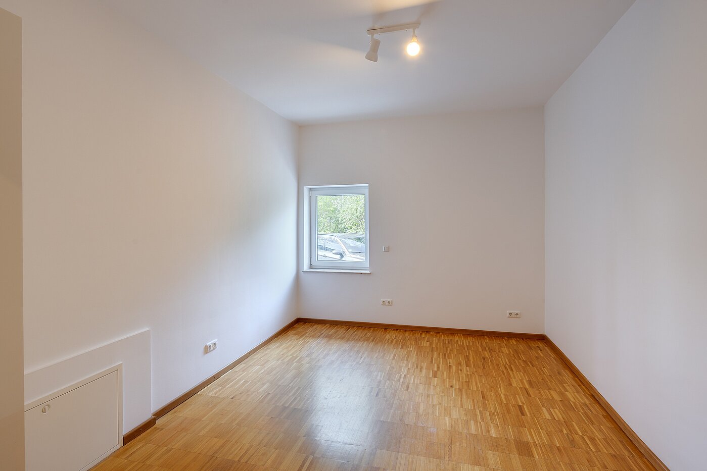 Dvojdom s 6.5 Izby | Unterschleißheim | 70122 | Mögliches Büro oder Gästezimmer