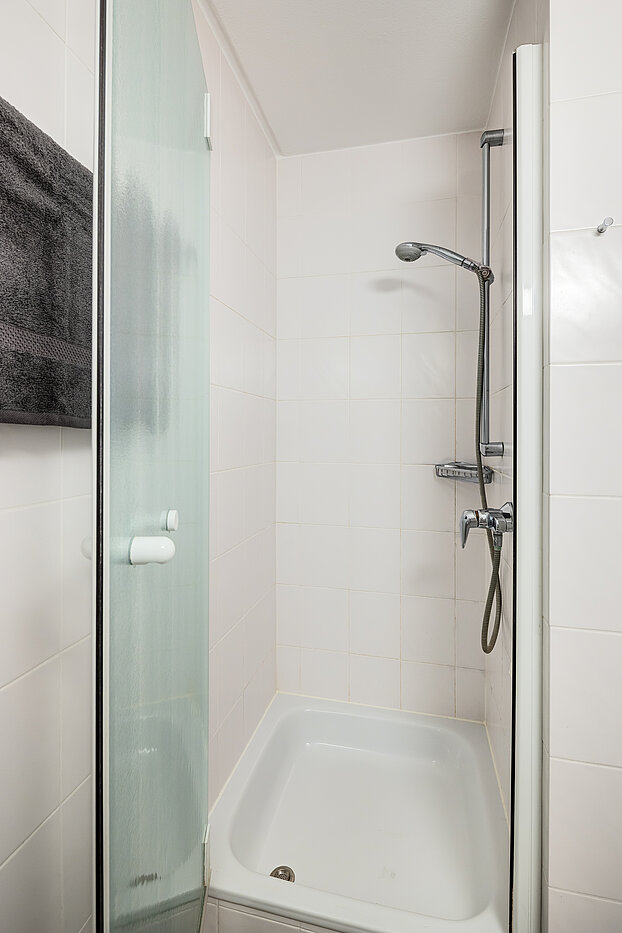 apartamento em prédio com 3.5 Zimmern | München-Bogenhausen | 70305 | ...Duschbad