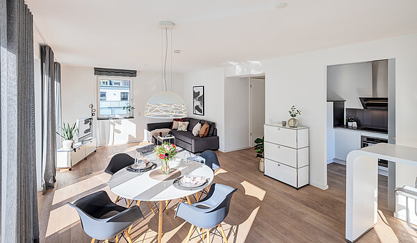 Penthouse s spletno stranjo . 2 Sobe | München-Bogenhausen | 70385 | Großzügiger...