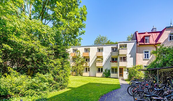 Apartment with 1 room | München-Schwabing | 2210ML3 | ...im grünen Innenhof