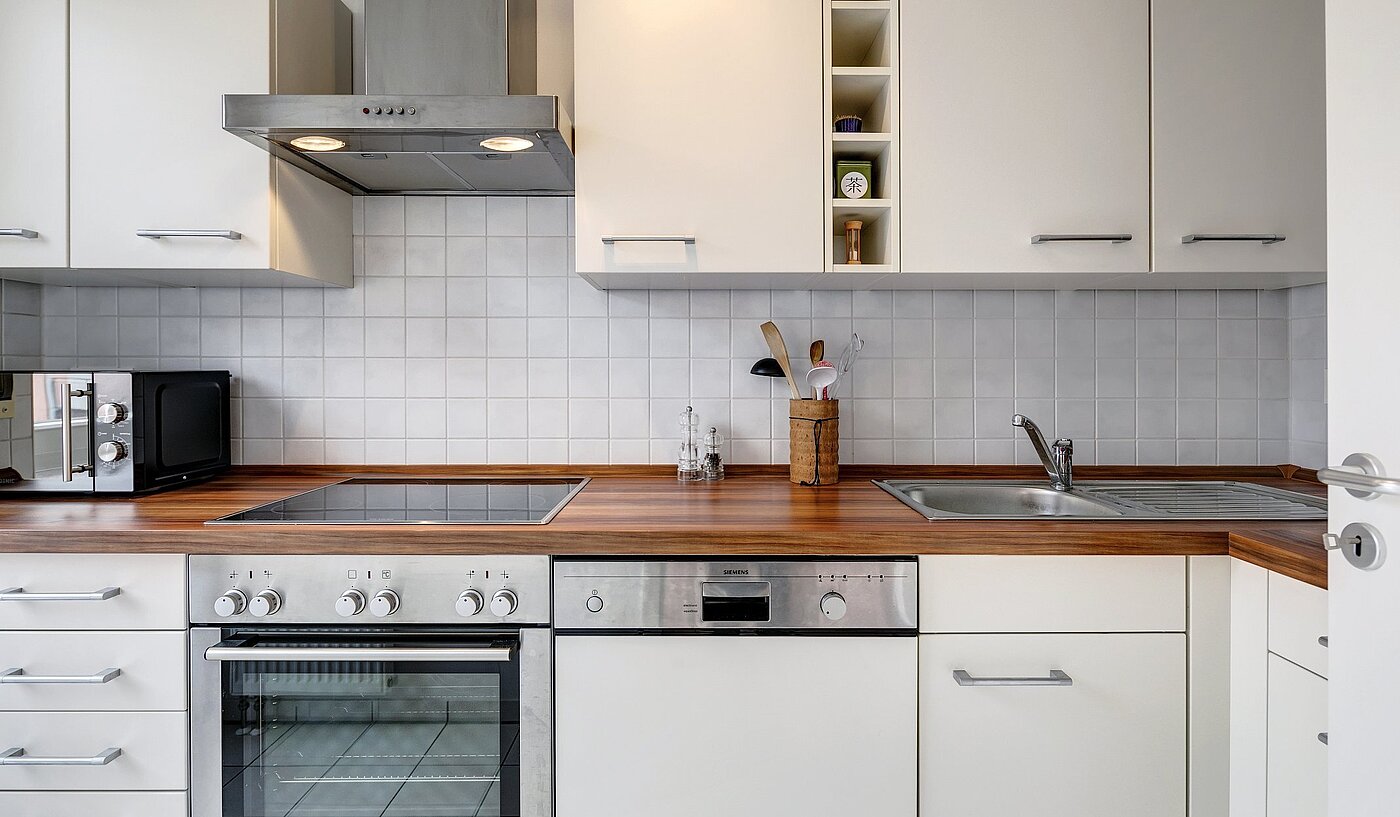 Плосък с 2 Стаи | Haar | 2007ML7 | ...zur hellen Einbauküche...