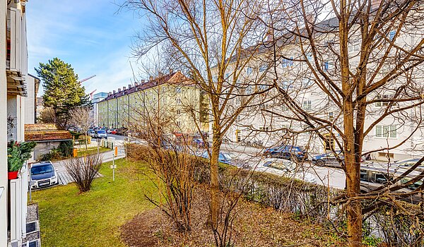 Lapos a  címen 3 Szobák | München-Bogenhausen | 2112ML3 | mit Aussicht