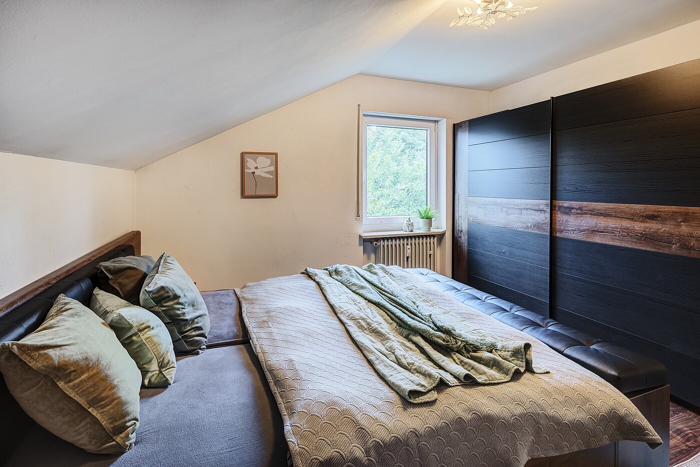 Apartamento no sótão com 3 Zimmern | Karlsfeld | 70217 | ...Stellmöglichkeiten