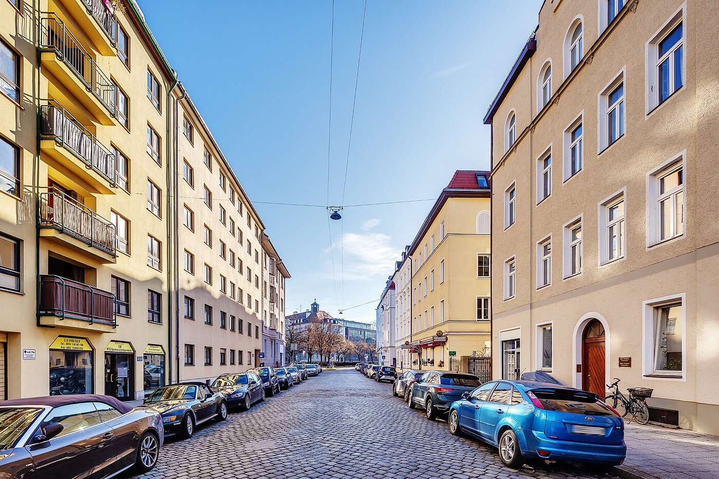 Lapos a  címen 2 Szobák | München-Neuhausen | 2012ML5 | Blutenburgstraße