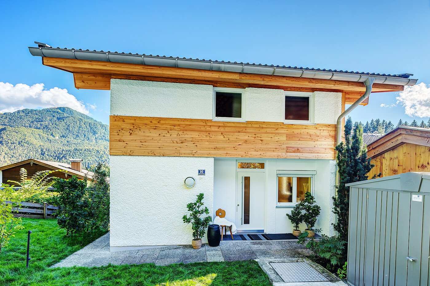 Rohový řadový dům s 3 Pokoje | Kreuth | 70037 | Zugang zum Haus...