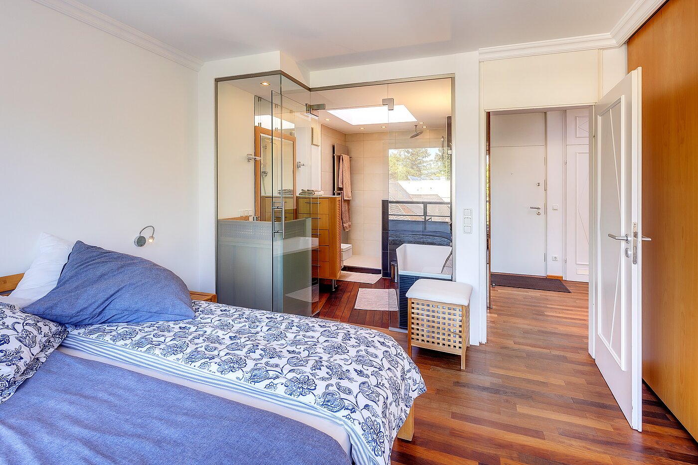 Penthouse с 2.5 Стаи | München-Harlaching | 702581 | en suite Badezimmer