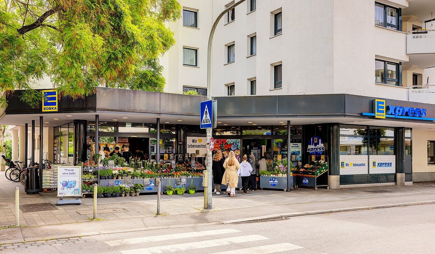 Flad med 1 Værelse | München-Neuhausen | 70235 | ...in unmittelbarer Nähe