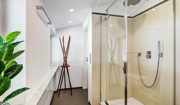 Кутовий будинок з терасою з 3 Кімнати | Kreuth | 70037 | Helles Badezimmer...