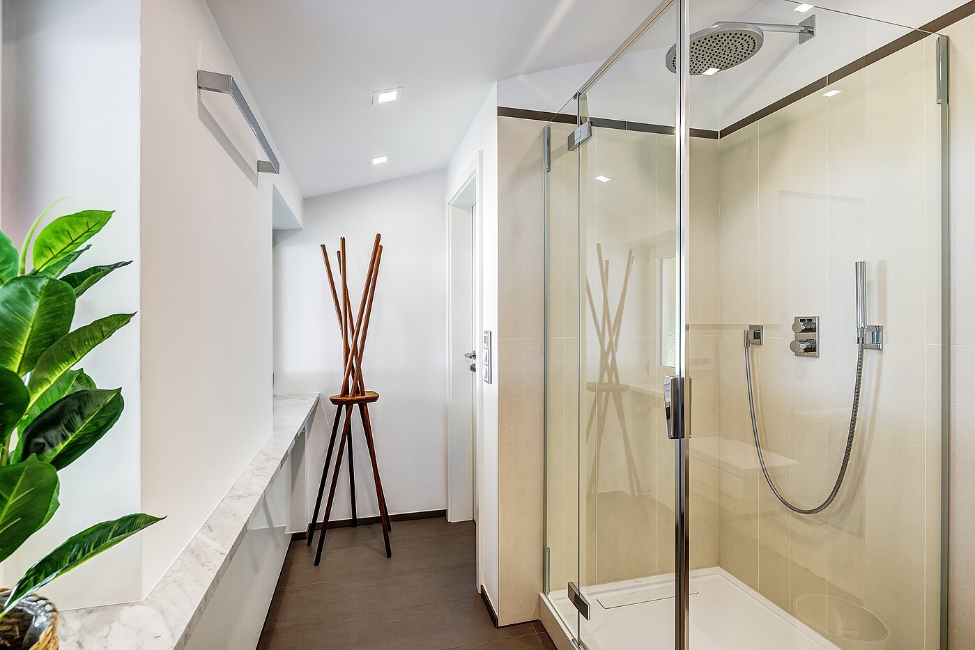 Rohový řadový dům s 3 Pokoje | Kreuth | 70037 | Helles Badezimmer...