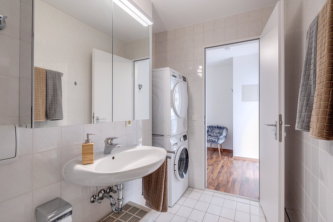 Flad med 2 Værelser | München-Oberföhring | 2007ML8 | Waschmaschinenstellplatz