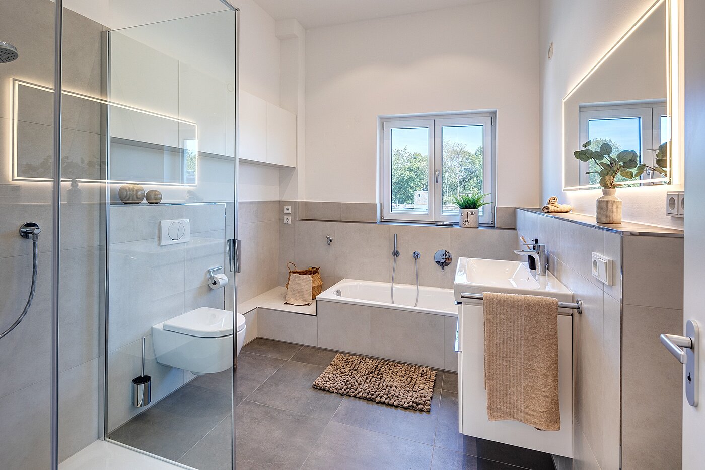 Дворівнева квартира з 4 Кімнати | München-Obermenzing | 701553 | Helles Bad mit Badewanne...