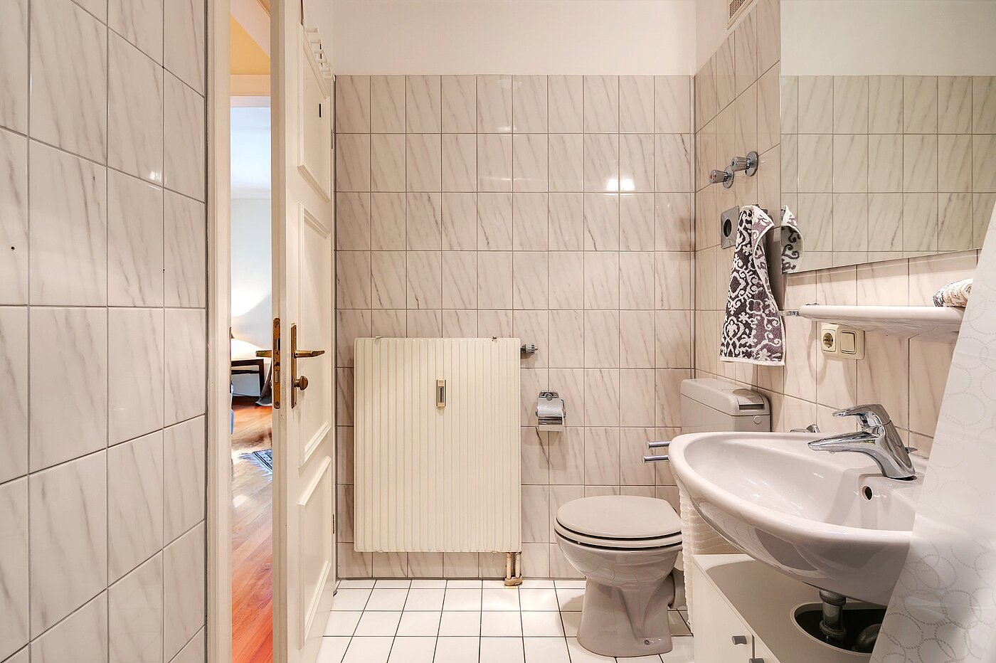 Плосък с 1 Стая | München-Ludwigsvorstadt | 2108ML5 | Sehr gepflegtes Wannenbad...