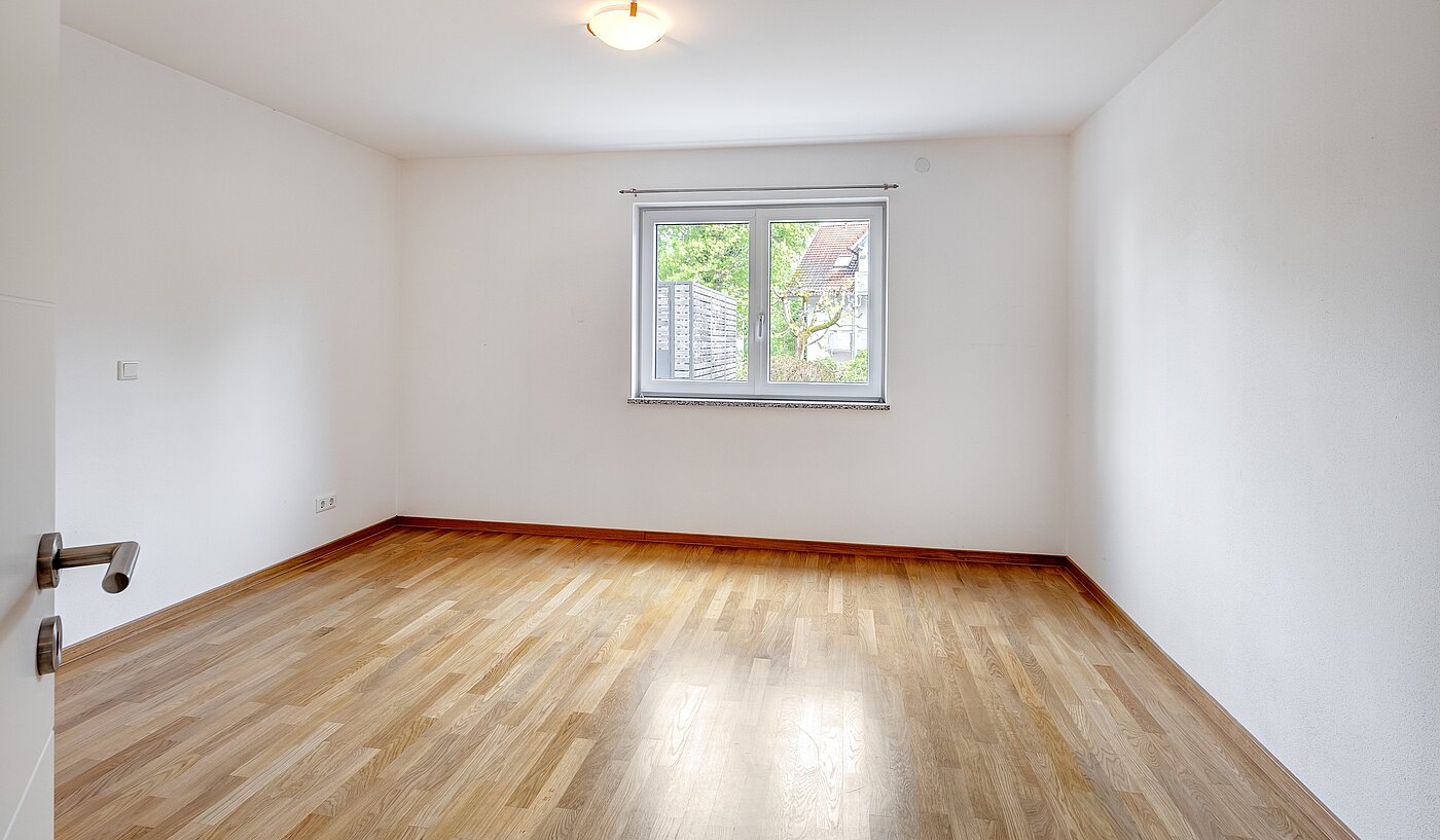 Platt med 3 Rum | Gauting | 70116 | Großes Schlafzimmer