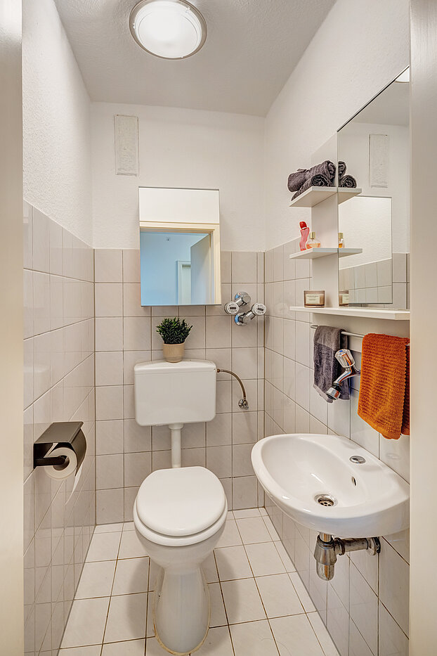 Lapos a  címen 3 Szobák | München-Trudering | 70443 | Separate Toilette