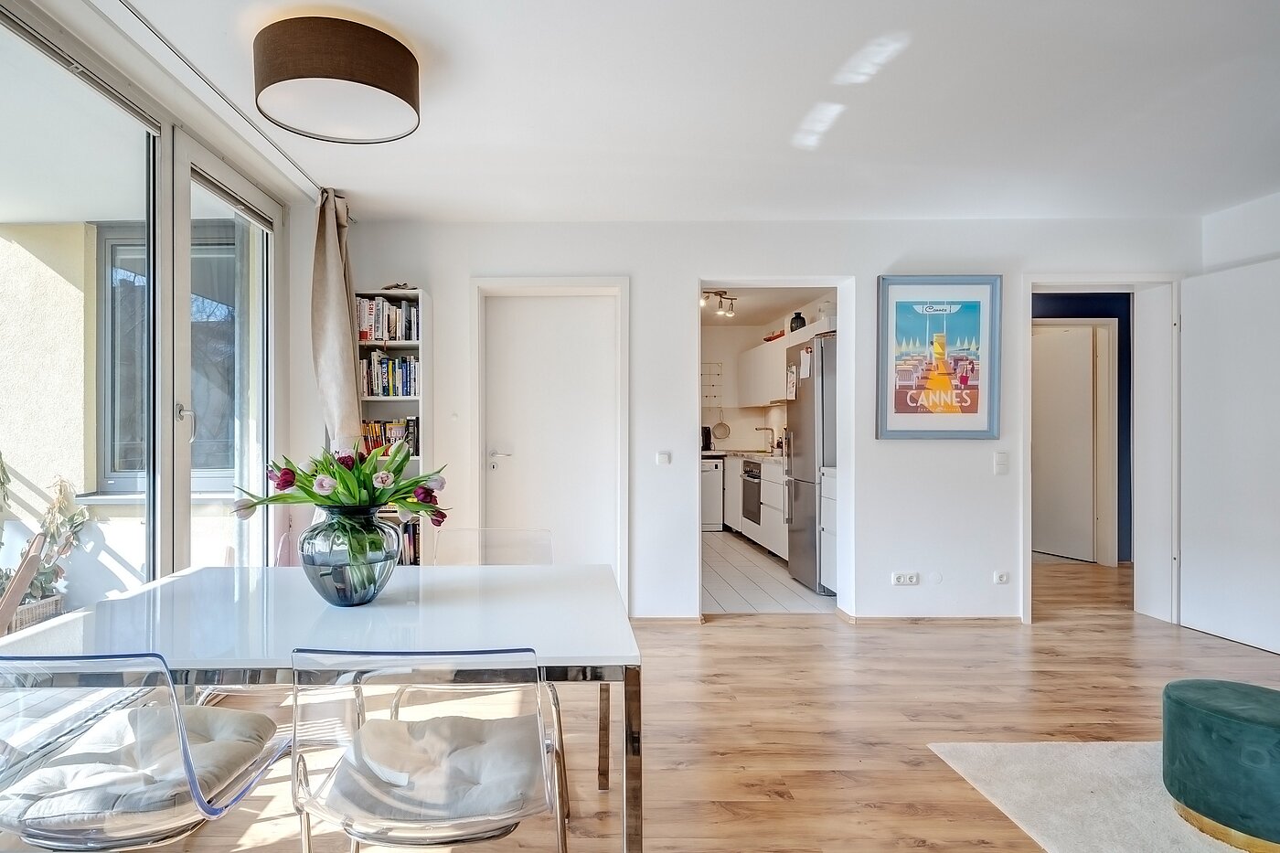 Ploché s 2 Pokoje | München-Maxvorstadt | 70001 | Sehr hell & viel Platz