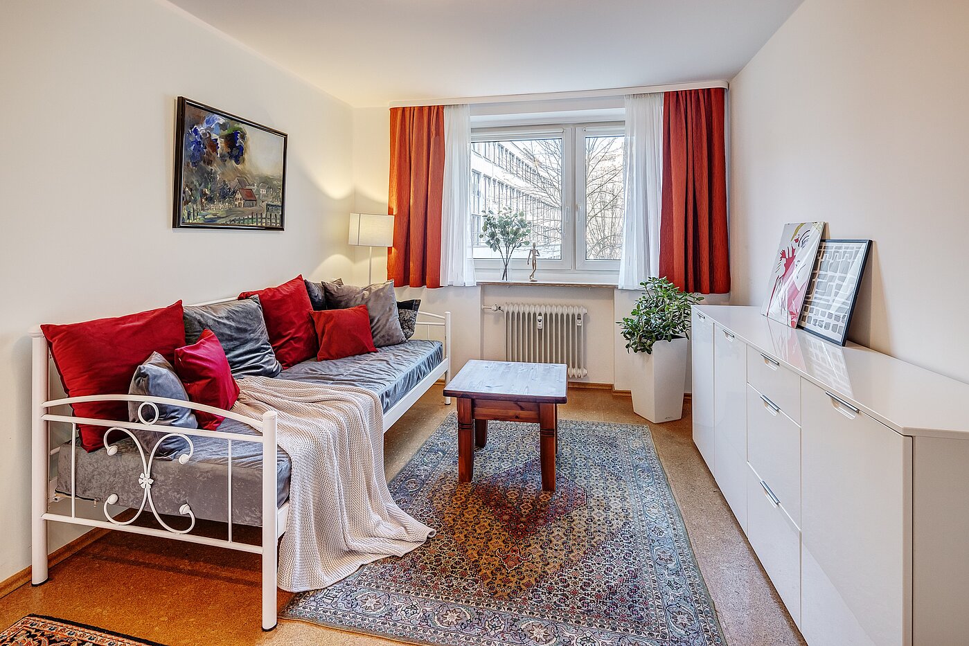 Ravna stran s spletno stranjo . 3 Sobe | München-Bogenhausen | 2112ML3 | Kinderzimmer