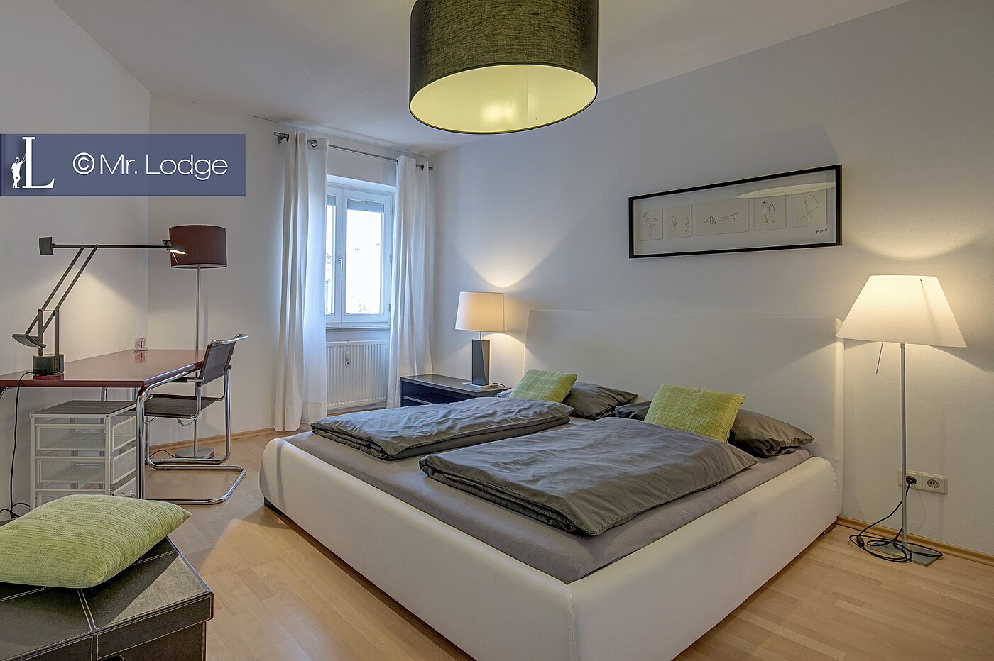 Płaski z 2 Pokoje | München-Lehel | 1605ML6 | Schlafzimmer mit Arbeitsplatz