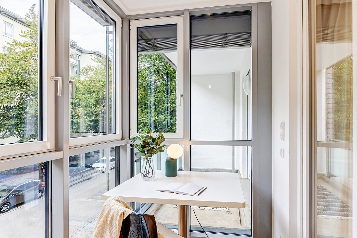 Lapos a  címen 3 Szobák | München-Neuhausen | 70489 | ...Wintergarten