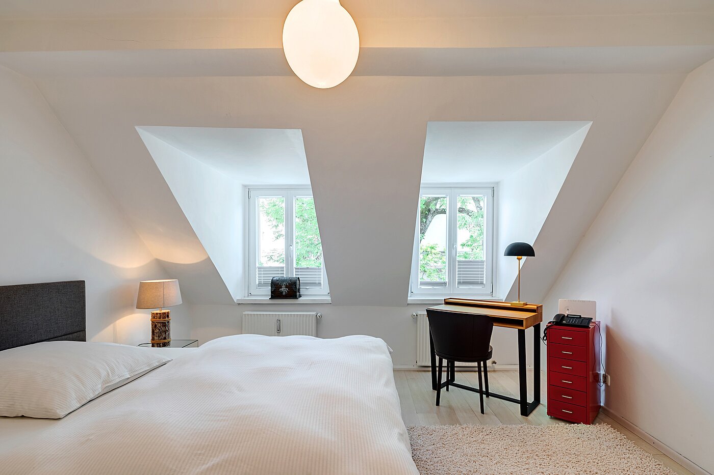 Плоский з 2 Кімнати | München-Isarvorstadt | 70089 | Heller Rückzugsort